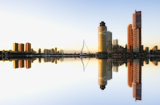 Business in Rotterdam internationaal? Crowdfunding in Rotterdam?